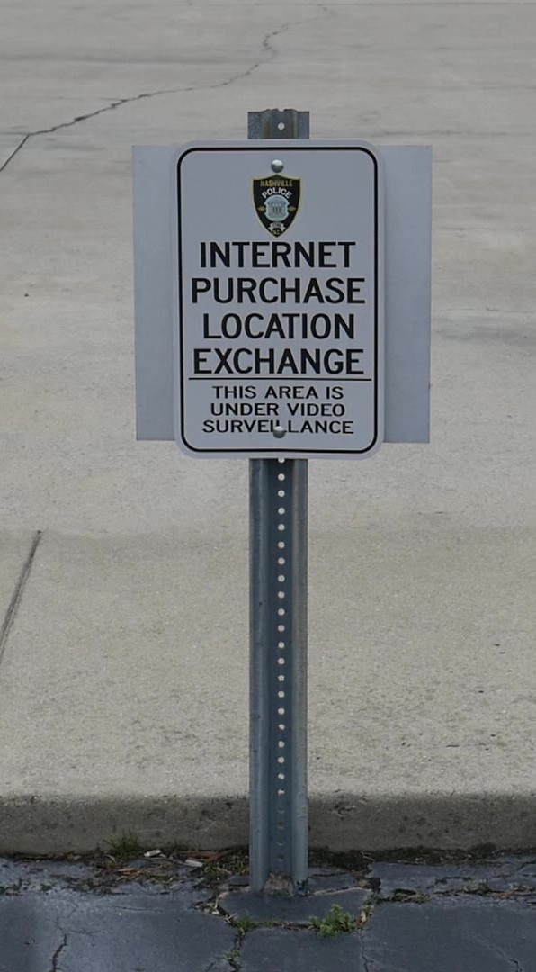 safe internet exchange sign